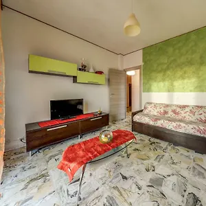 casa-vacanze-shanaia.hotelitalianriviera.com/